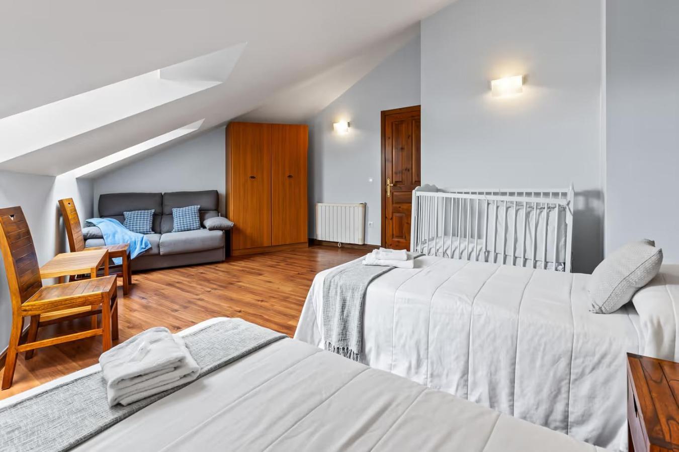 Apartamentos Turisticos As Cetareas Rinlo Szoba fotó